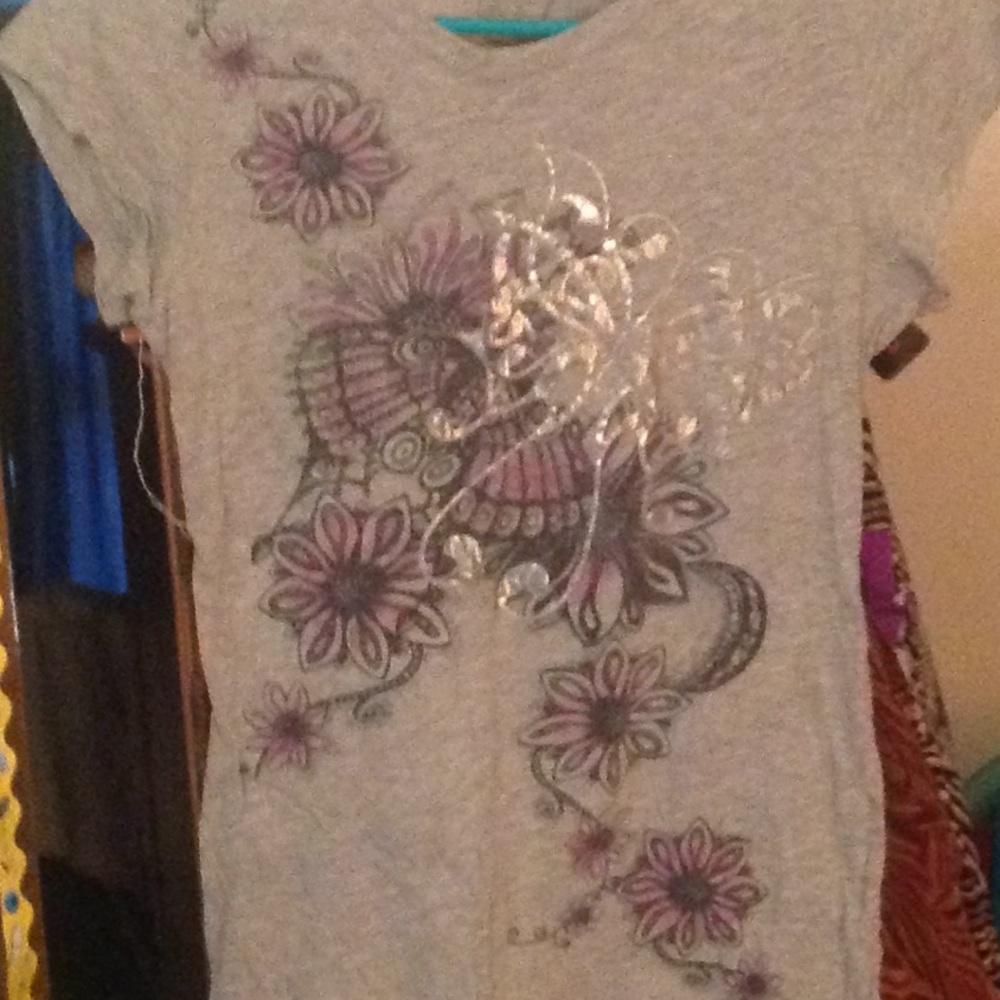 Tee